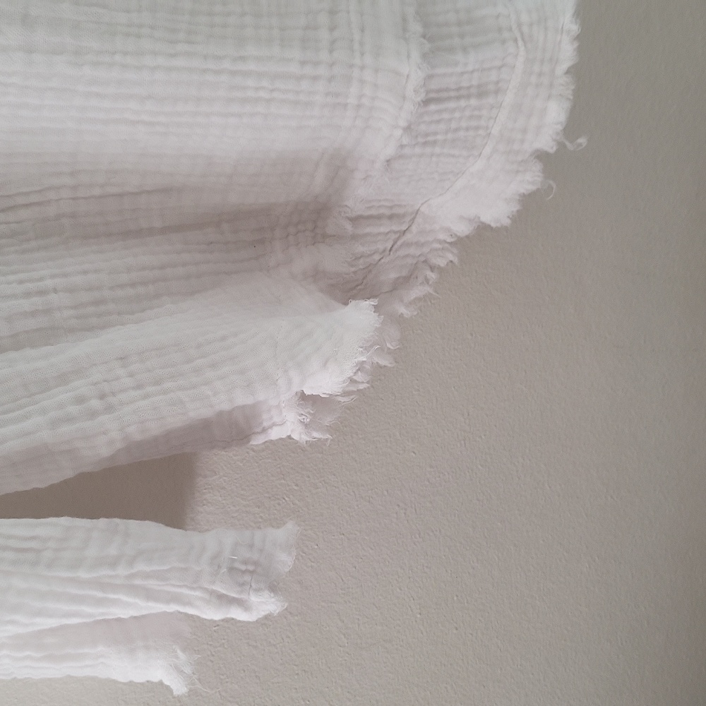 Chelsea & Theodore White Long Sleeve - Picture 3 of 4